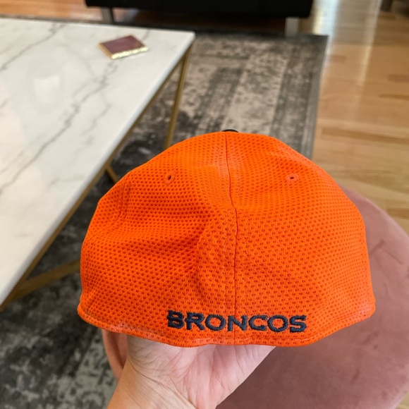 Denver Broncos hat - Picture 2 of 5